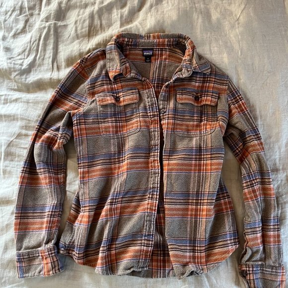 Patagonia Women's Long-Sleeved Fjord Flannel Shirt, Size Small - Picture 2 of 6
